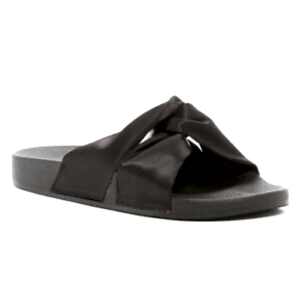 Vintage Steve Madden Black Satin Chunky Slide Sandals